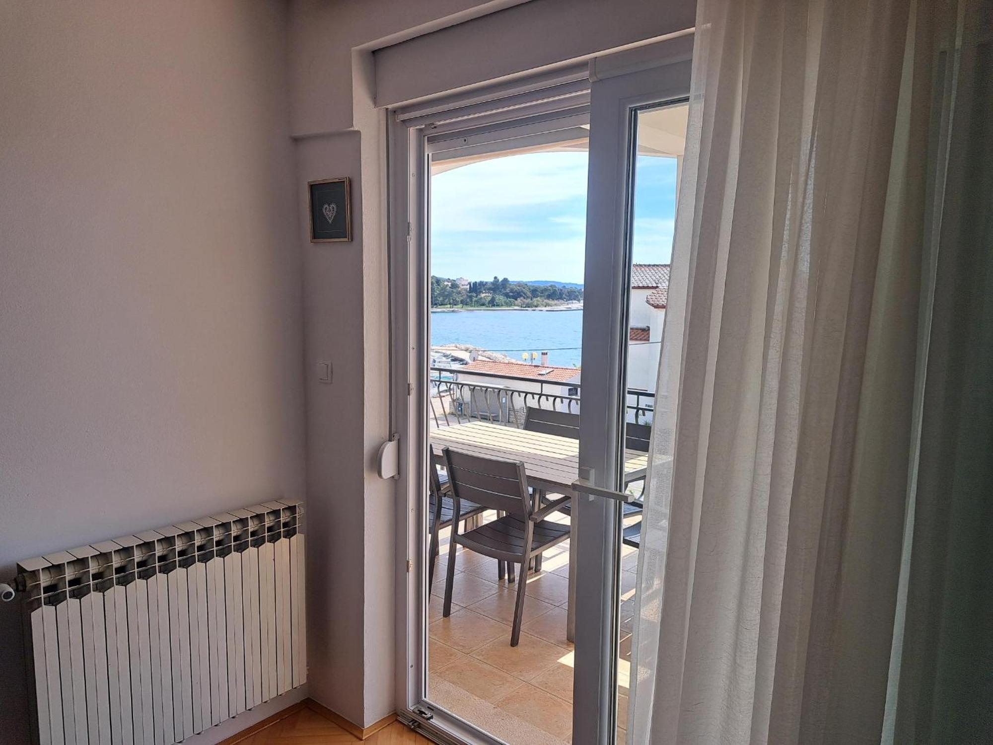 Apartament Ruzica *