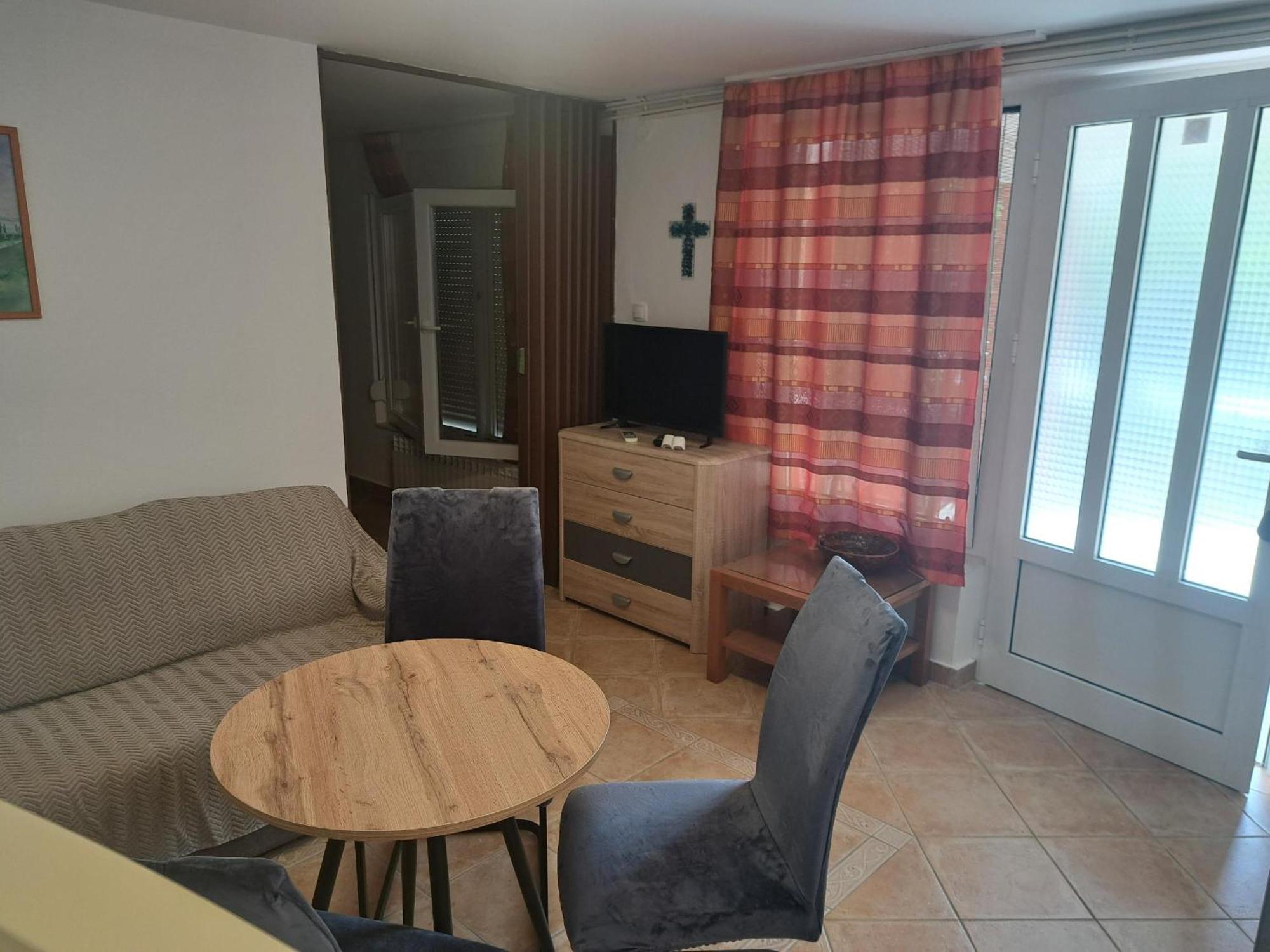 Ruzica Apartament *